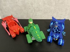 PJ Masks 3 Cars And Two Figure