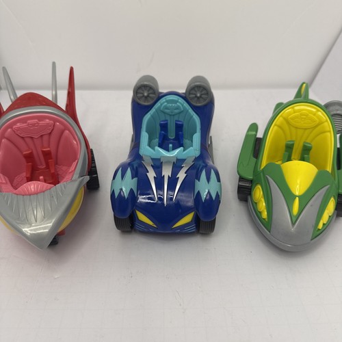 Lot masks deluxe - 3,