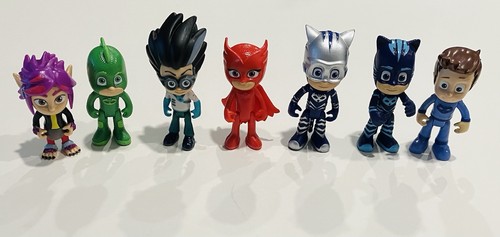 Masks action figures lot of - lot,