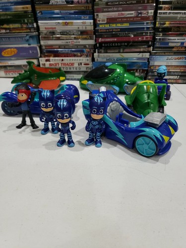 Masks toys lot - masks,