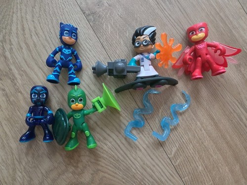 Masks figure lot - lot, night