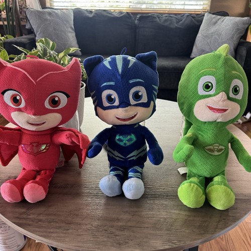Masks toys lot - pj,