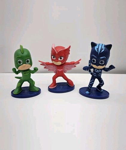 Masks mini figures cake - pj,