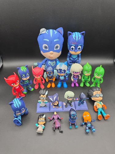 Masks toy huge lot figures - masks,