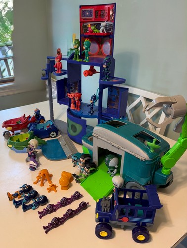 Masks toys vehicles figures - pj,