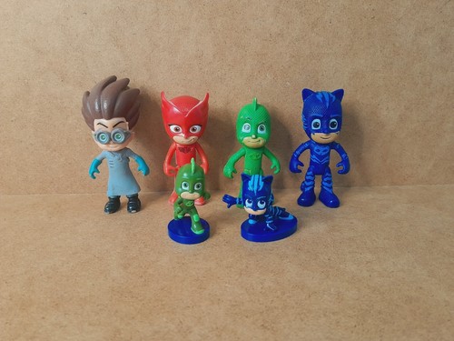 Masks toy figures bundle - pj,